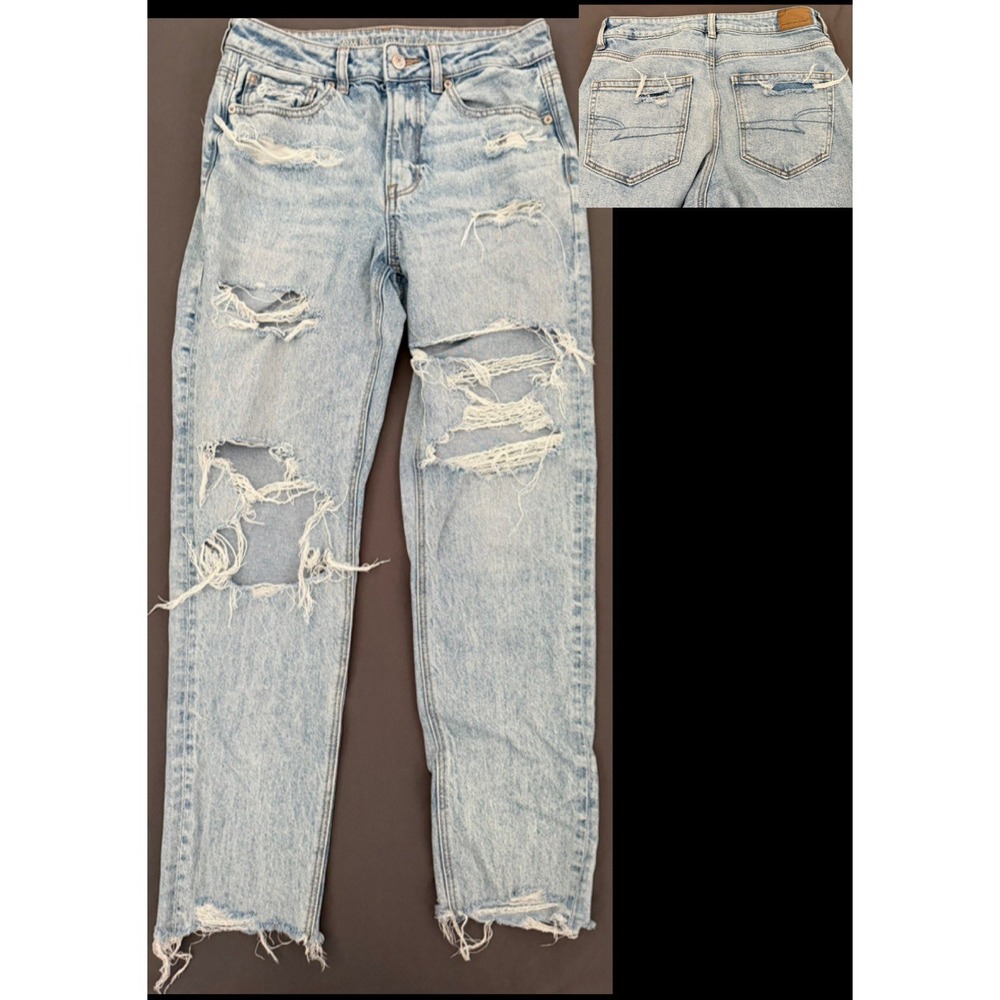 American Eagle Ripped Jeans Womens 6 Light Wash High Rise‎ Straight Leg Raw Hem